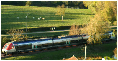 TER train at Chatel Censoir